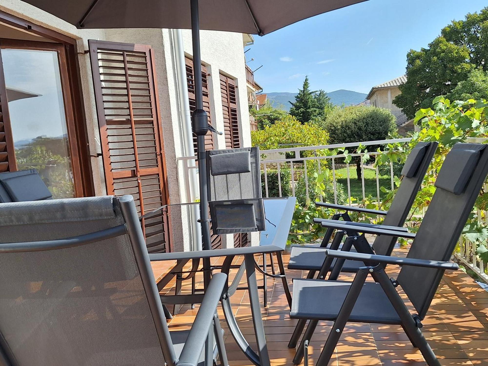 Adriatic Leisure Apartment Novi Vinodolski Kültér fotó